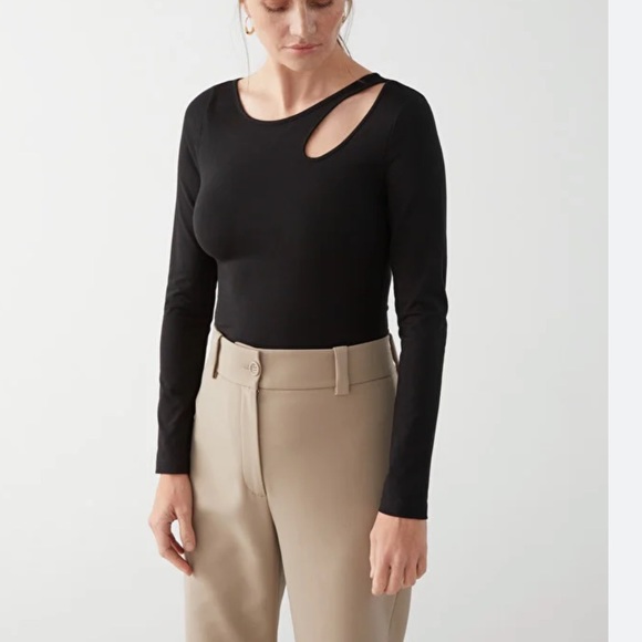 & Other Stories Long Sleeve Cut-Out Bodysuit - Picture 2 of 5